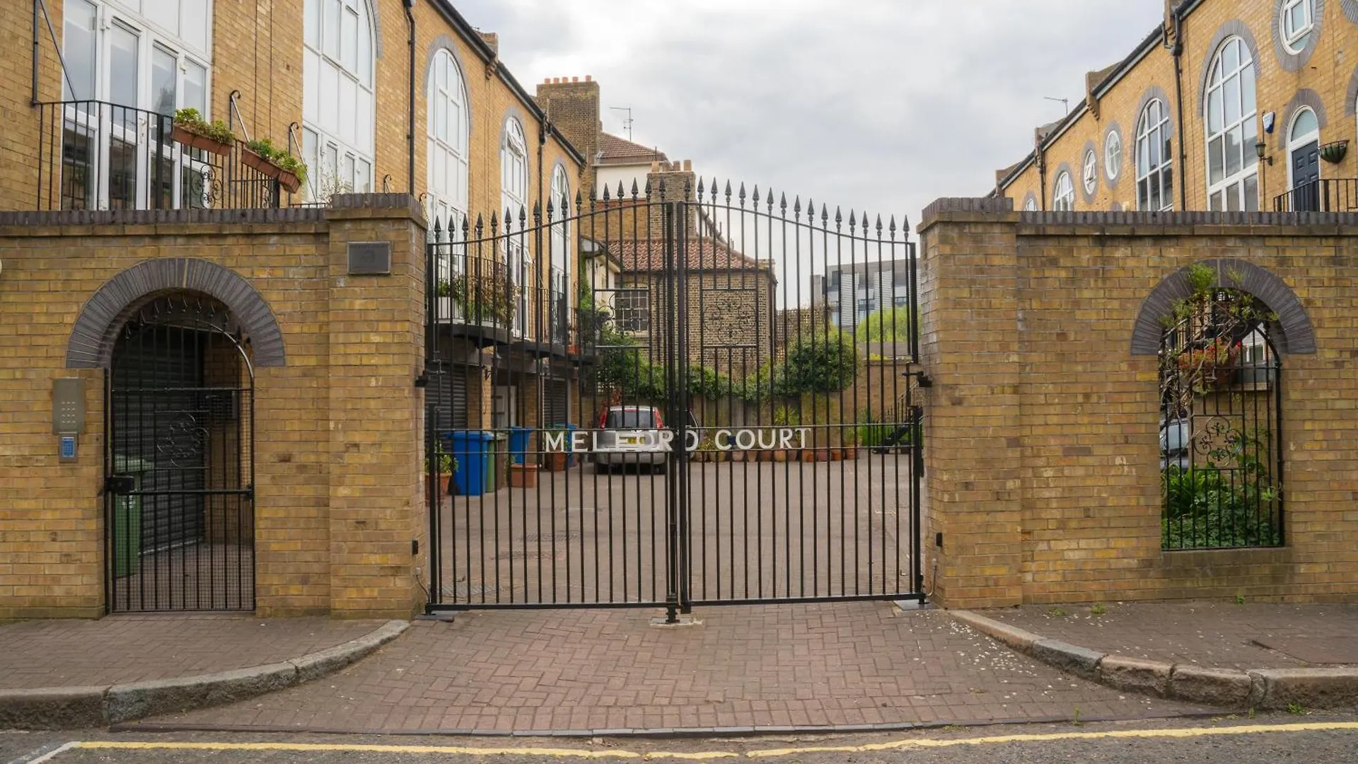 別荘 ロンドン Modern Tower Bridge 3Br Houseヴィラ